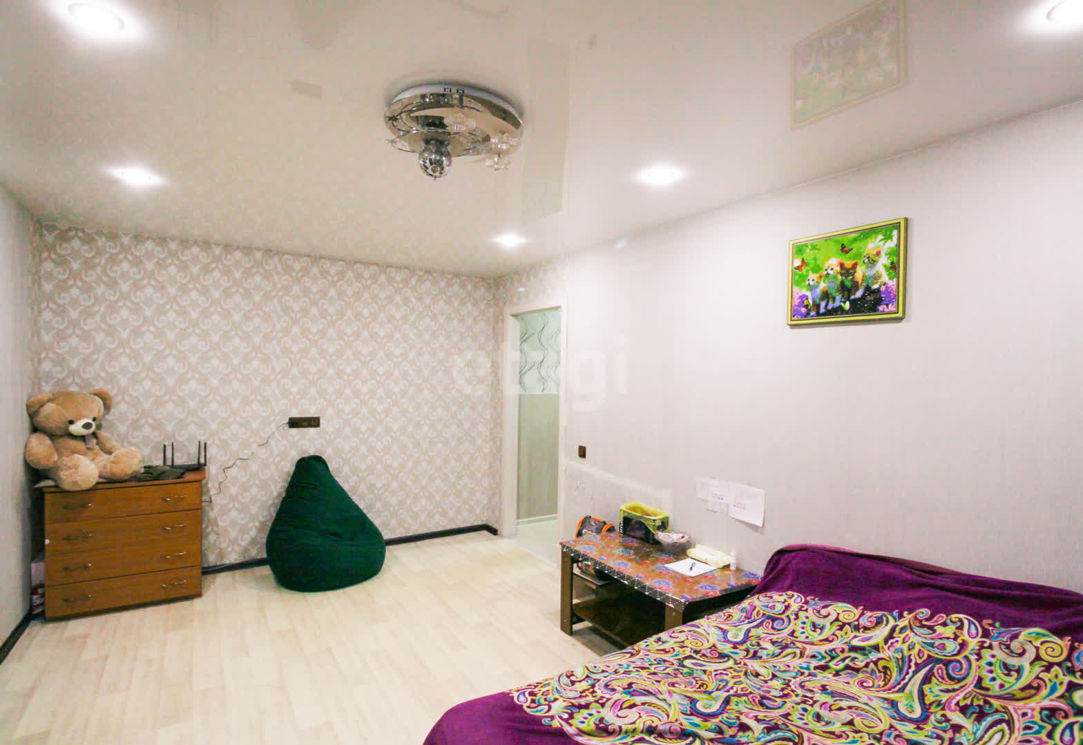 Продажа 4-комнатной квартиры, Южно-Сахалинск, Сахалинская область,  Южно-Сахалинск