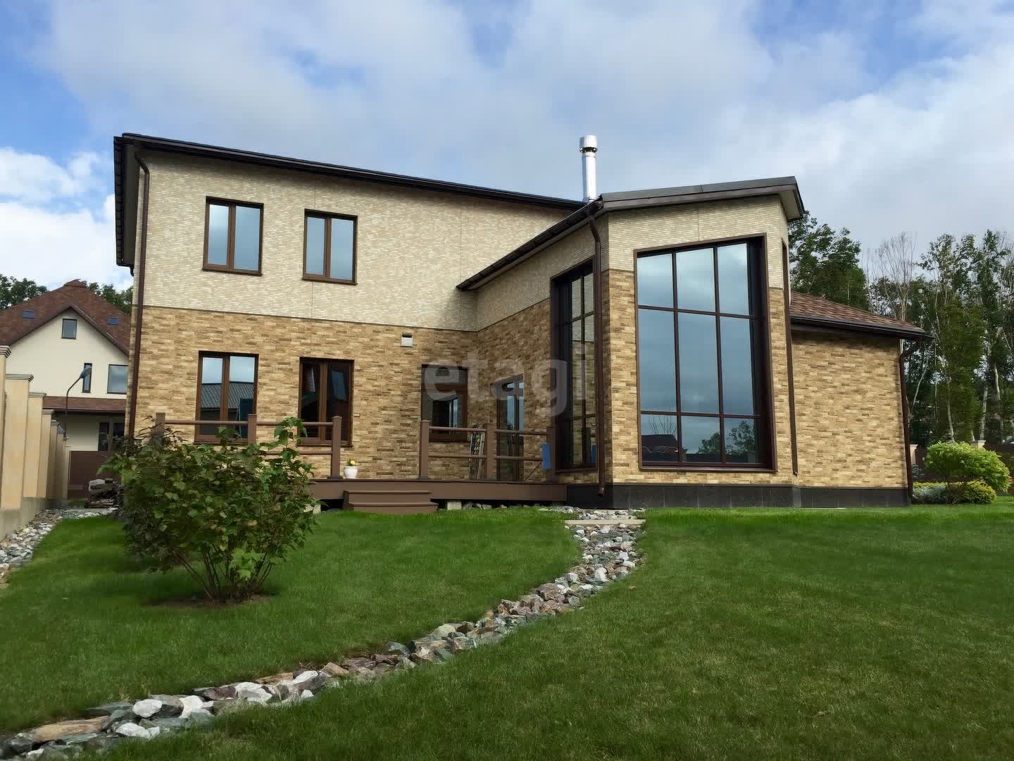 Аренда дома, 267.4м <sup>2</sup>, Южно-Сахалинск, Сахалинская область,  