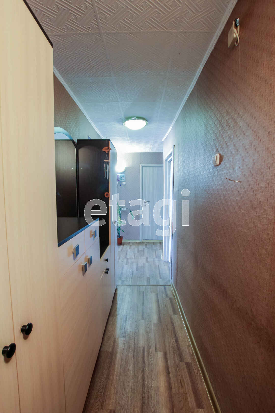 Продажа 4-комнатной квартиры, Улан-Удэ, Республика Бурятия,  Улан-Удэ