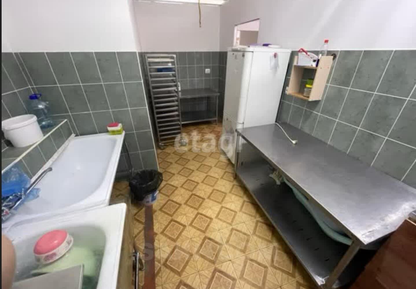 Аренда коммерческой недвижимости, 500м <sup>2</sup>, Южно-Сахалинск, Сахалинская область,  Южно-Сахалинск