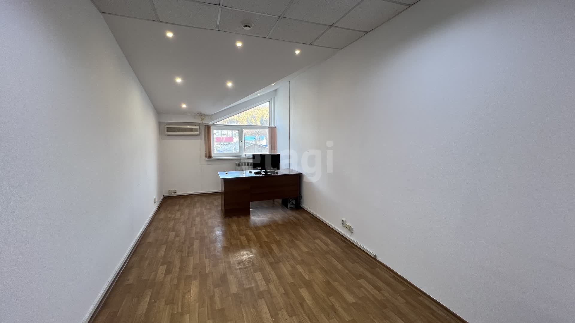 Аренда коммерческой недвижимости, 18м <sup>2</sup>, Южно-Сахалинск, Сахалинская область,  Южно-Сахалинск