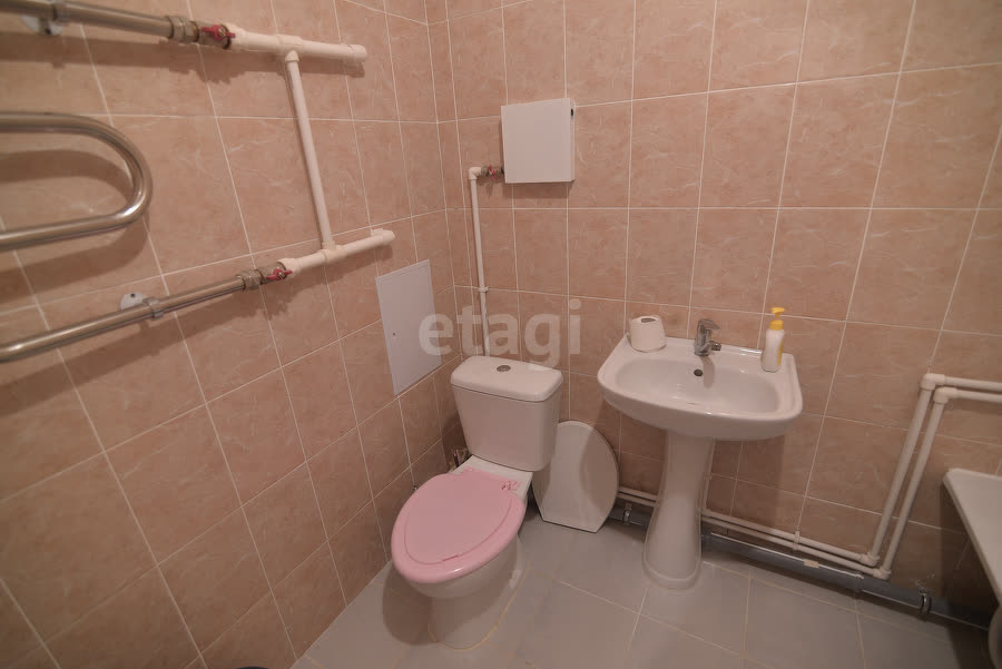 Продажа 2-комнатной квартиры, Южно-Сахалинск, Сахалинская область,  Южно-Сахалинск