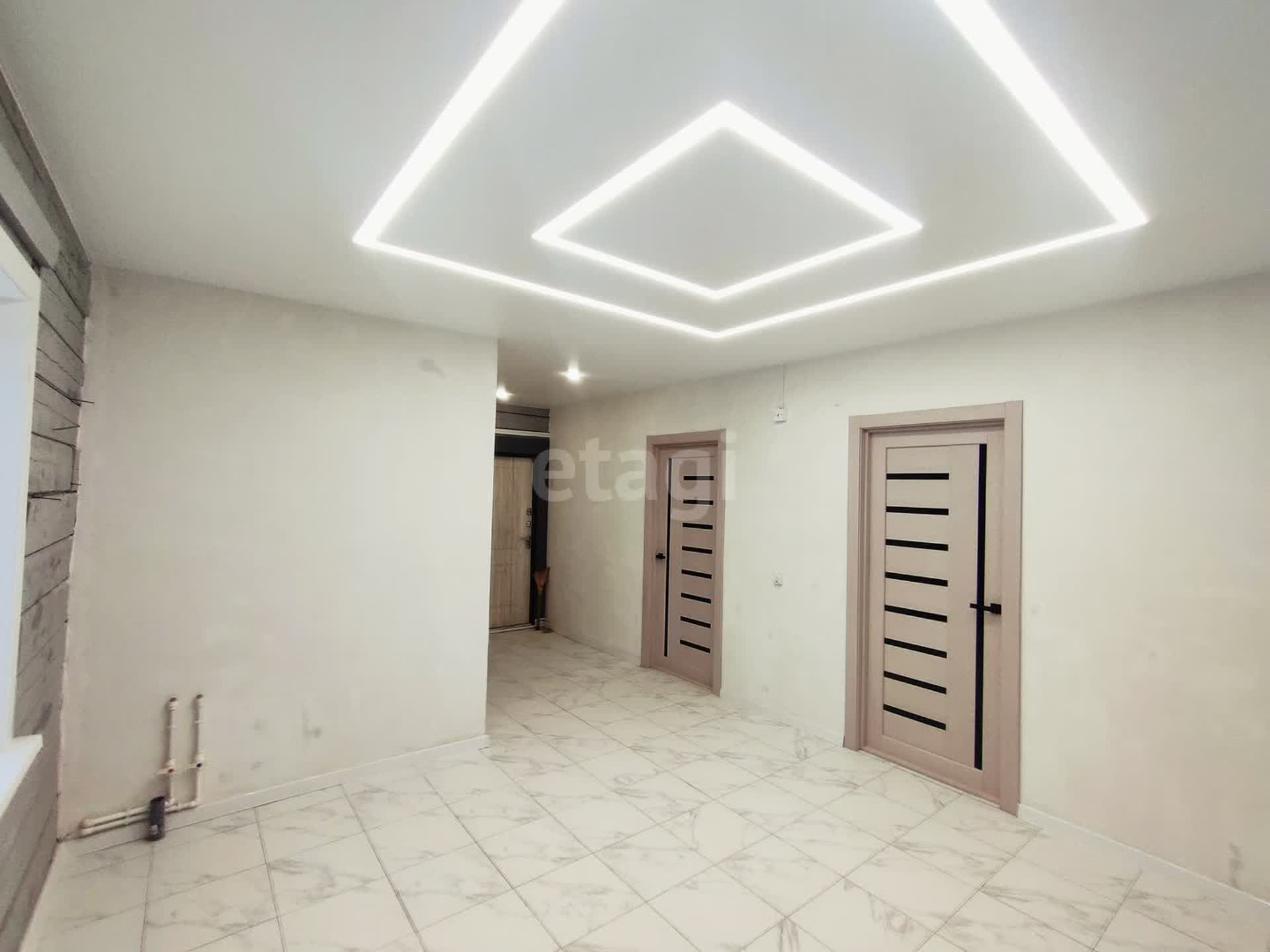 Продажа дома, 195м <sup>2</sup>, 12 сот., Улан-Удэ, Республика Бурятия,  Тарбагатайский