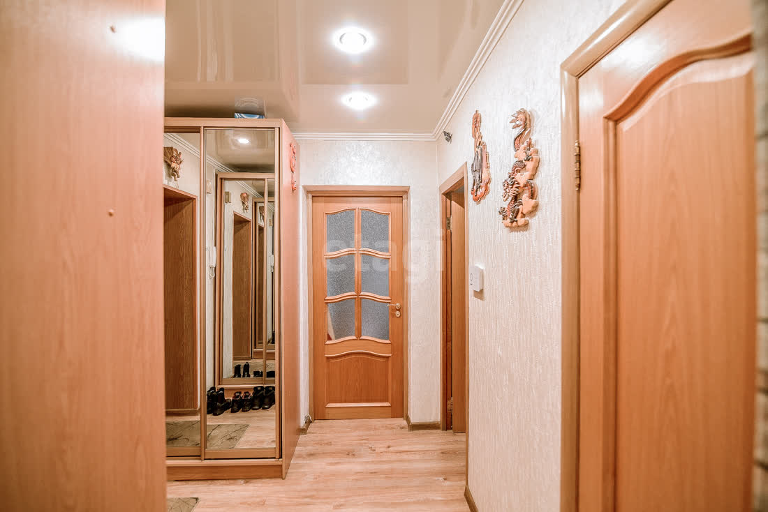 Продажа 2-комнатной квартиры, Южно-Сахалинск, Сахалинская область,  Южно-Сахалинск