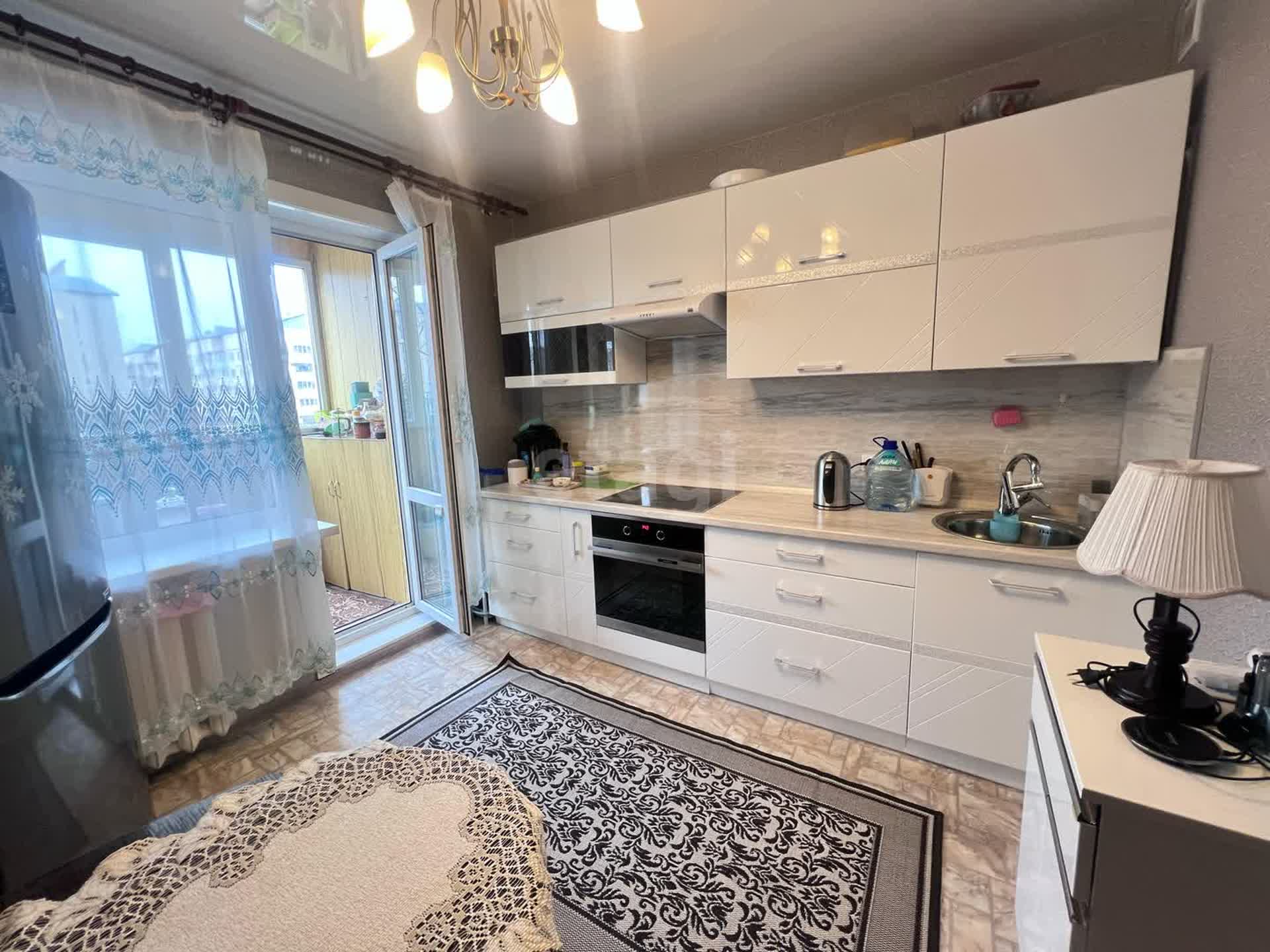 Аренда 3-комнатной квартиры, Южно-Сахалинск, Сахалинская область,  Южно-Сахалинск