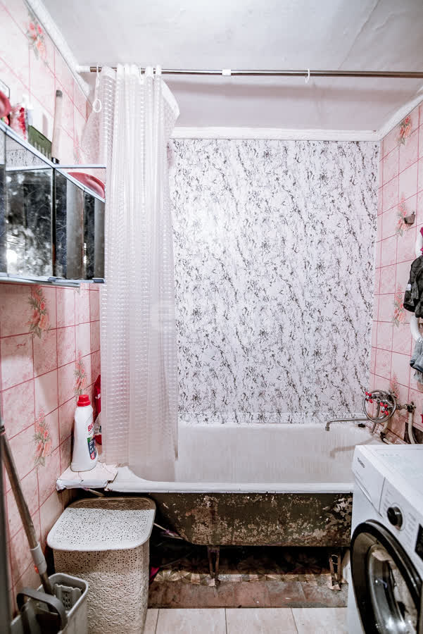 Продажа 2-комнатной квартиры, Южно-Сахалинск, Сахалинская область,  Южно-Сахалинск