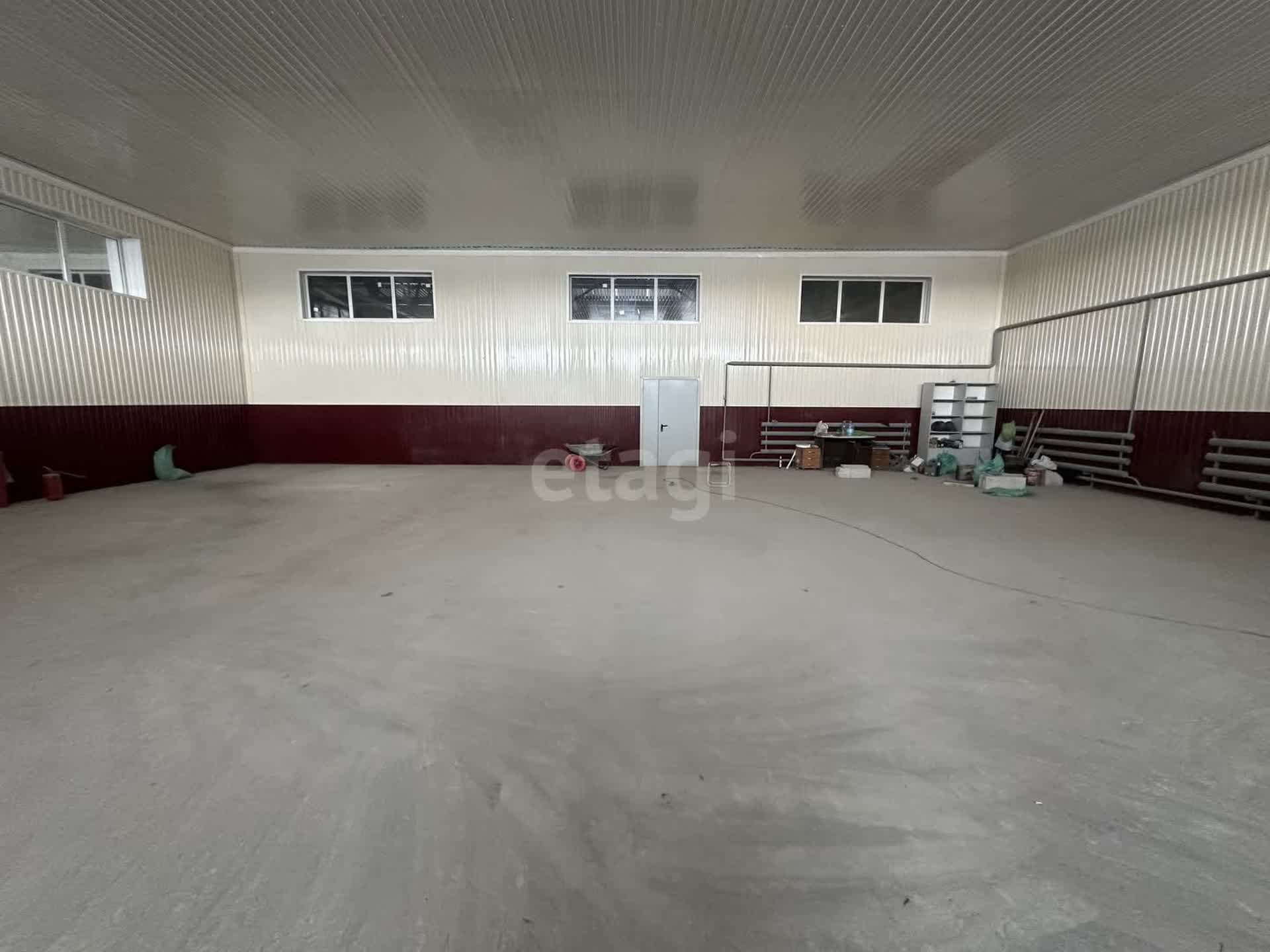 Аренда коммерческой недвижимости, 202м <sup>2</sup>, Новый Уренгой, Ямало-Ненецкий АО,  Новый Уренгой