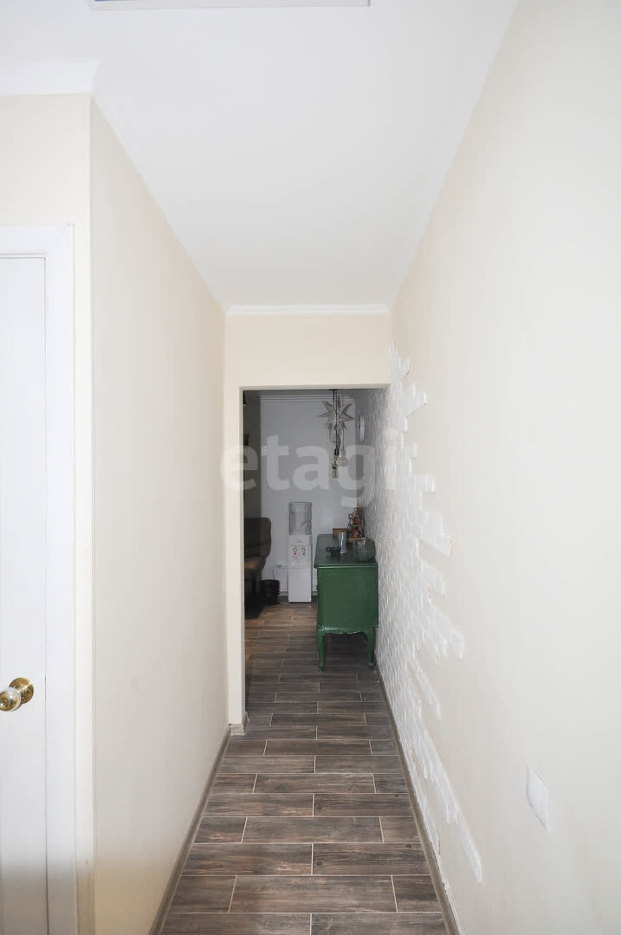 Продажа коммерческой недвижимости, 100м <sup>2</sup>, Южно-Сахалинск, Сахалинская область,  Южно-Сахалинск