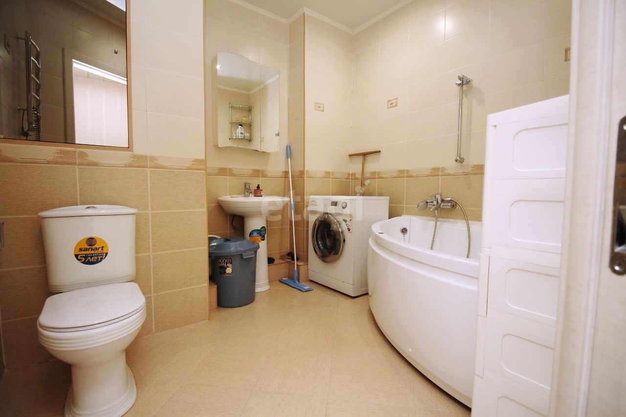 Продажа 2-комнатной квартиры, Южно-Сахалинск, Сахалинская область,  Южно-Сахалинск