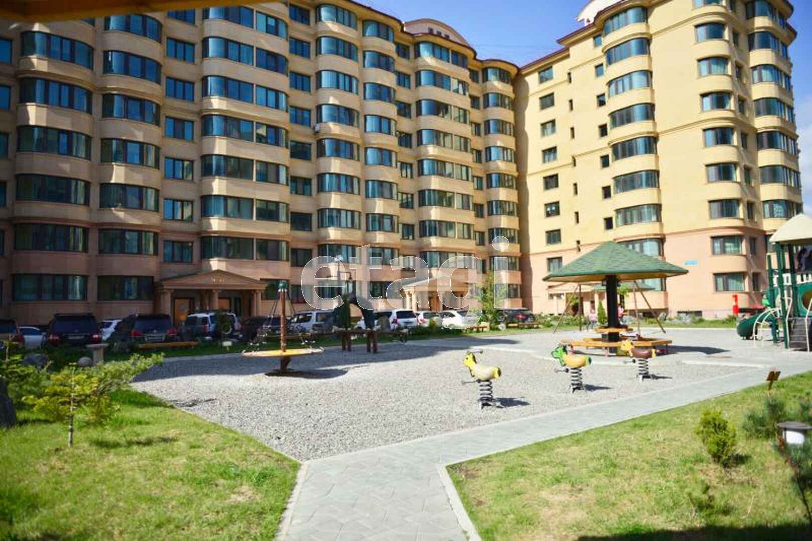 Продажа 2-комнатной квартиры, Южно-Сахалинск, Сахалинская область,  Южно-Сахалинск