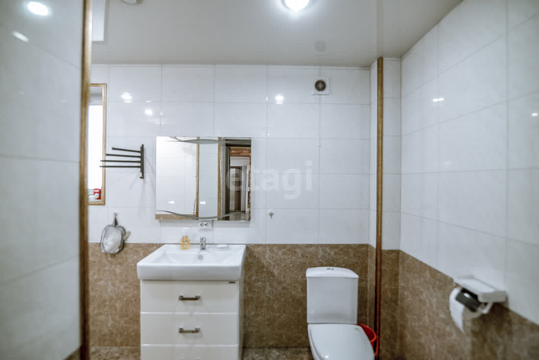 Продажа дома, 215м <sup>2</sup>, 7 сот., Южно-Сахалинск, Сахалинская область,  Южно-Сахалинск