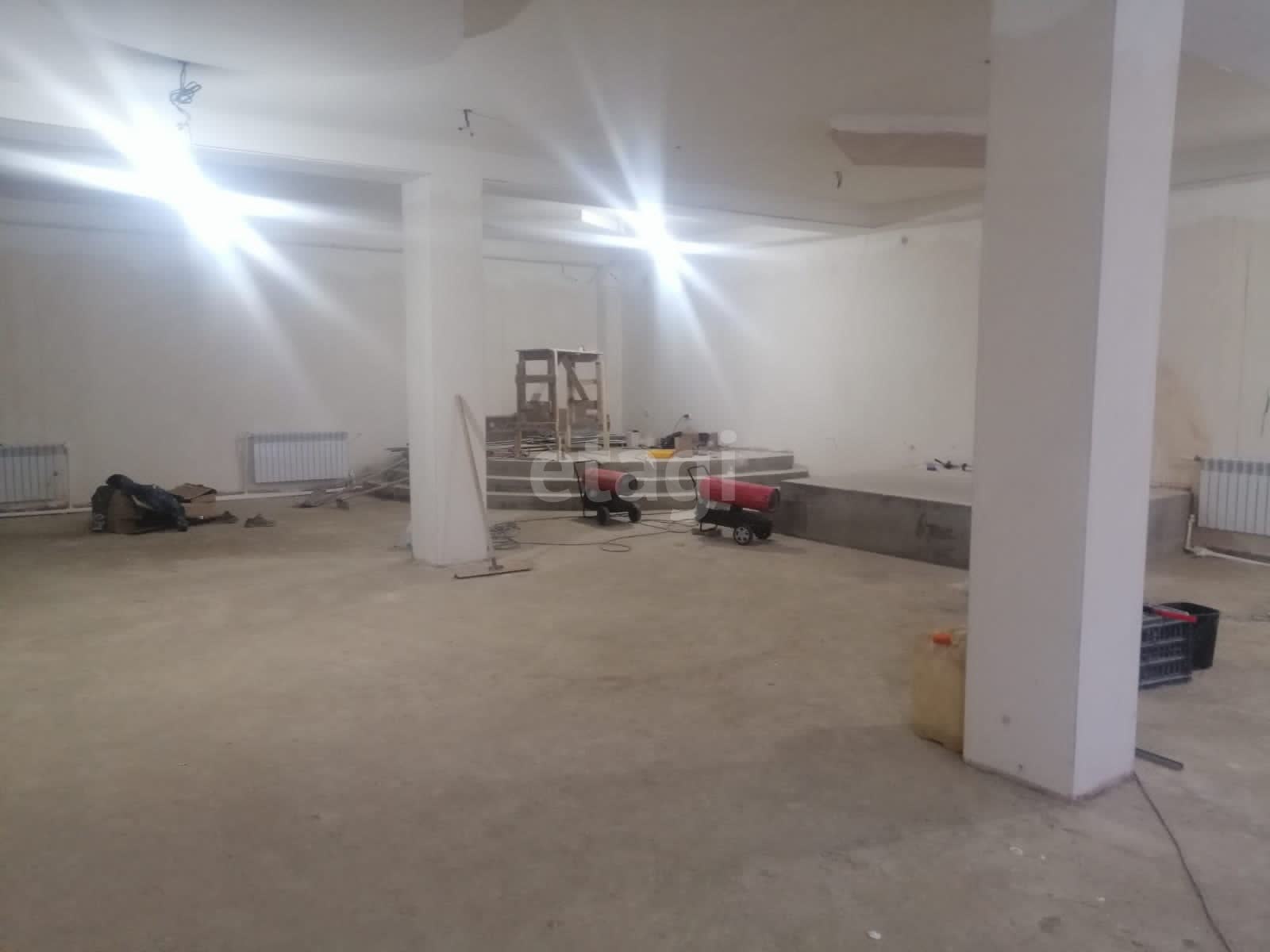 Продажа коммерческой недвижимости, 428м <sup>2</sup>, Новый Уренгой, Ямало-Ненецкий АО,  Новый Уренгой