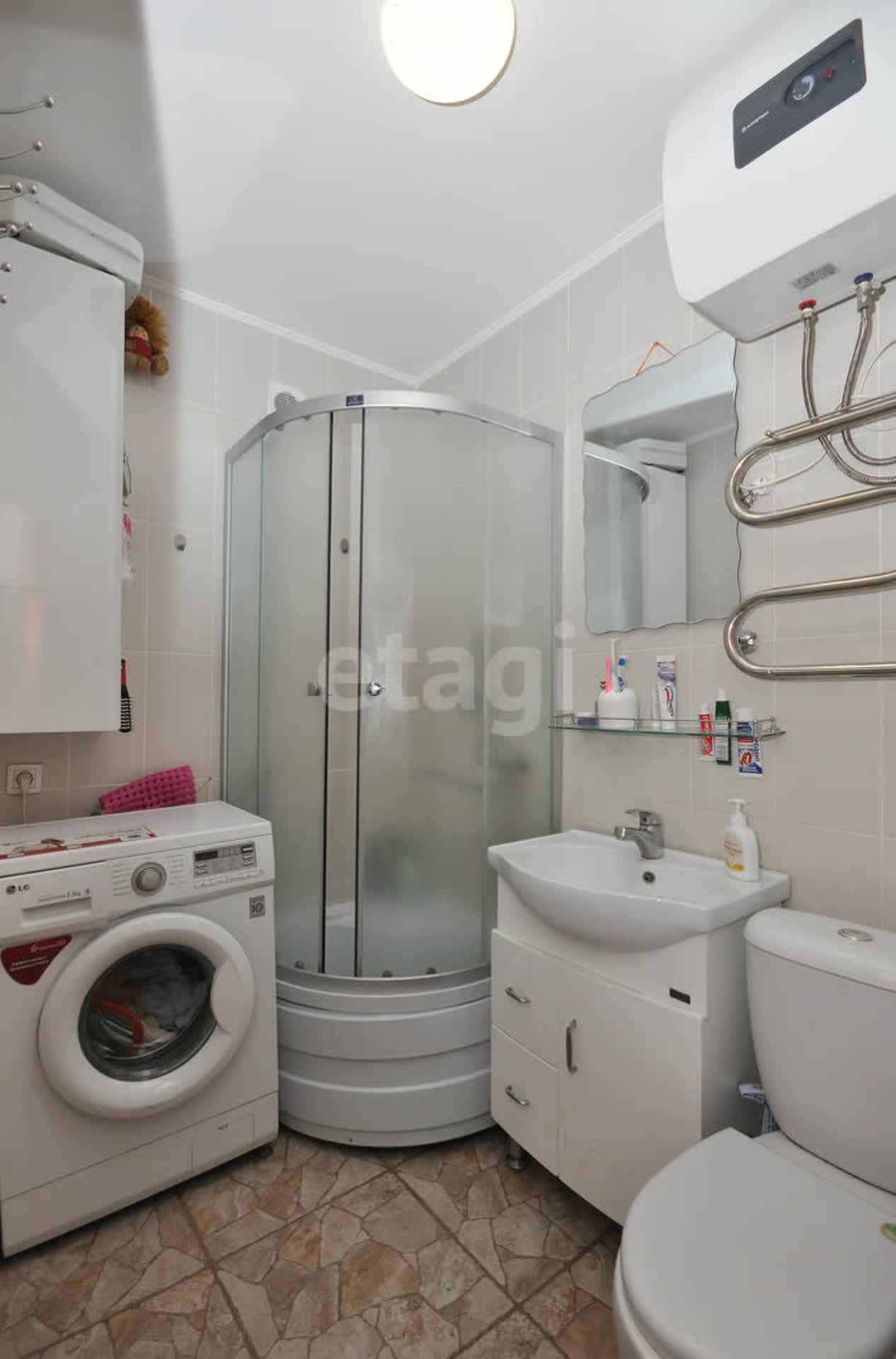 Продажа 2-комнатной квартиры, Южно-Сахалинск, Сахалинская область,  Южно-Сахалинск