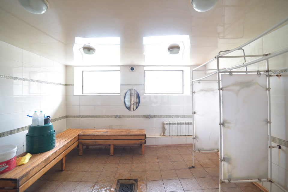 Продажа коммерческой недвижимости, 256м <sup>2</sup>, Южно-Сахалинск, Сахалинская область,  Южно-Сахалинск