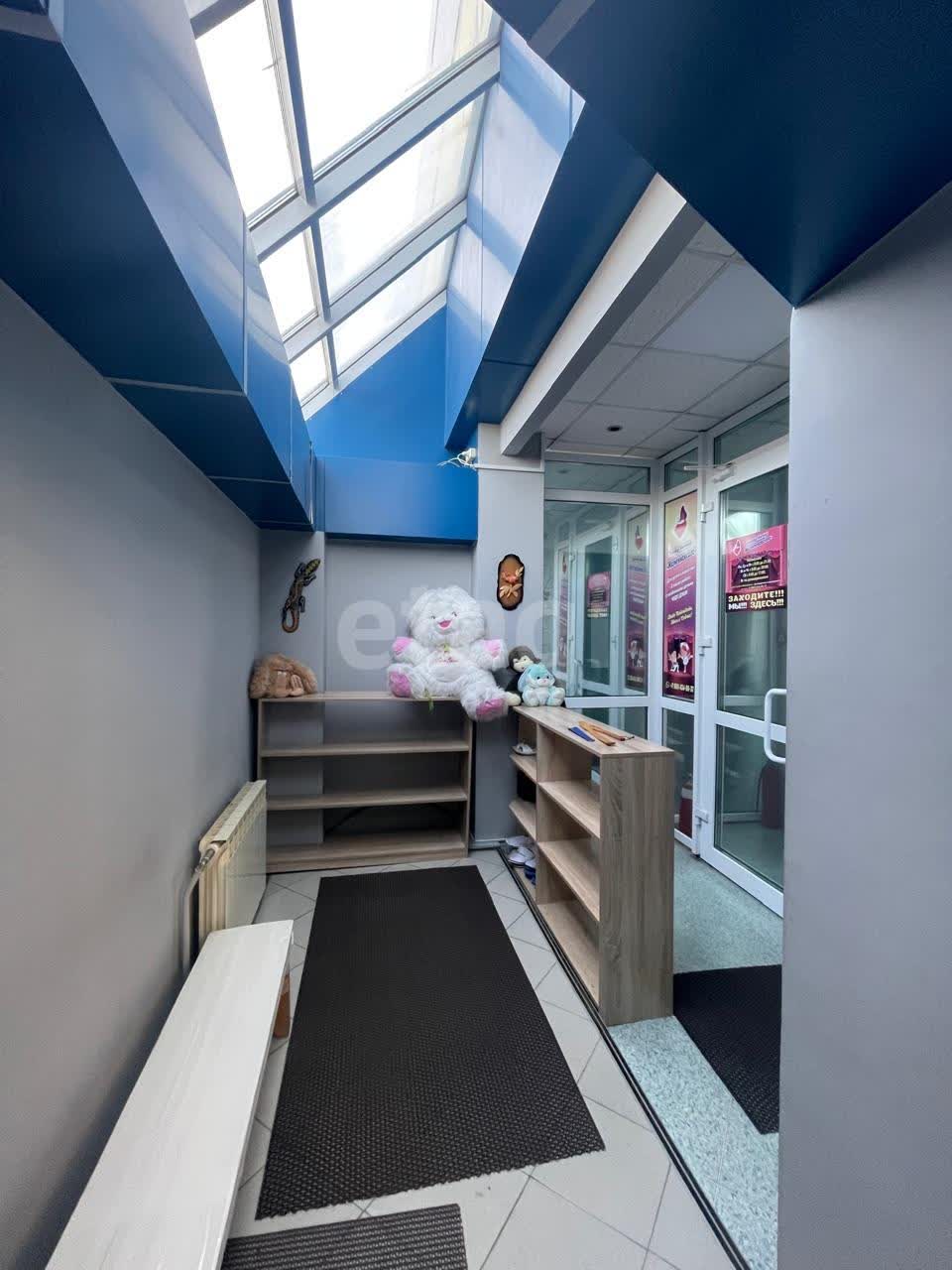 Продажа коммерческой недвижимости, 582м <sup>2</sup>, Южно-Сахалинск, Сахалинская область,  Южно-Сахалинск