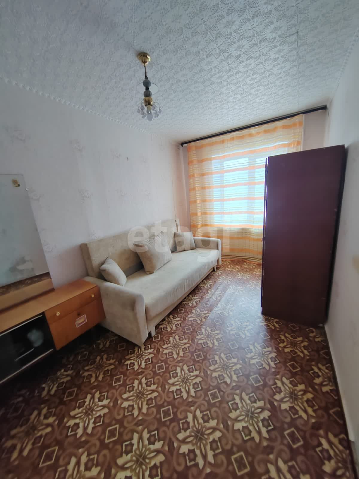 Продажа 4-комнатной квартиры, Южно-Сахалинск, Сахалинская область,  Южно-Сахалинск