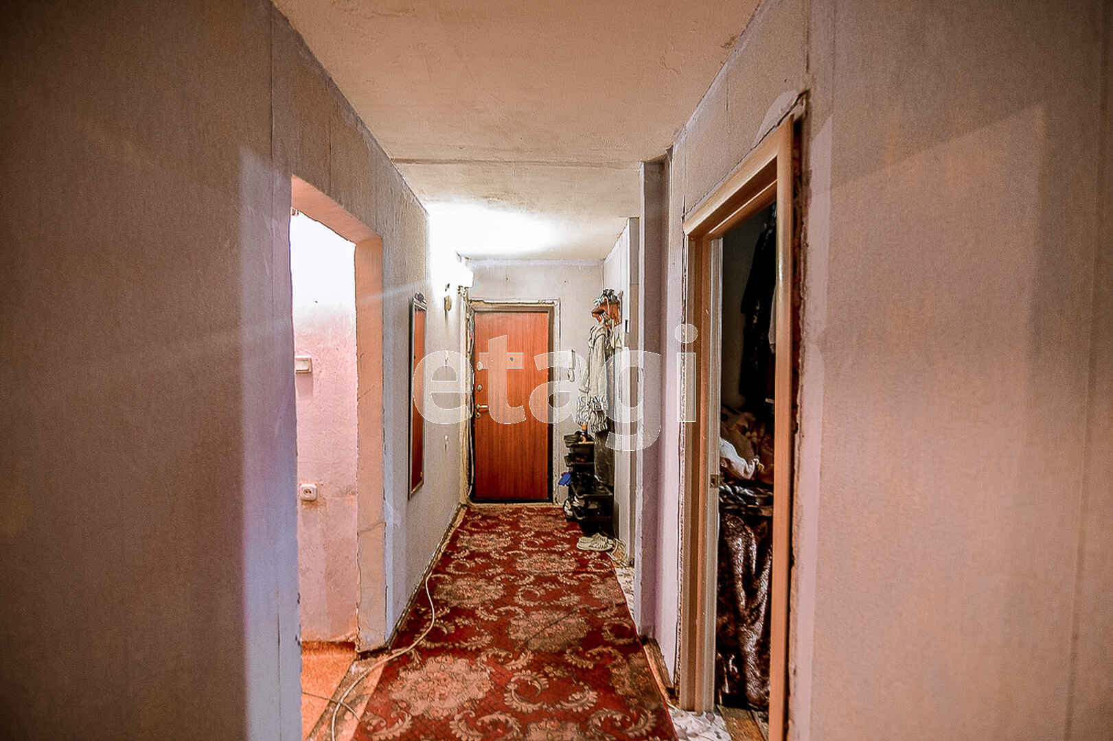 Продажа 4-комнатной квартиры, Южно-Сахалинск, Сахалинская область,  Южно-Сахалинск