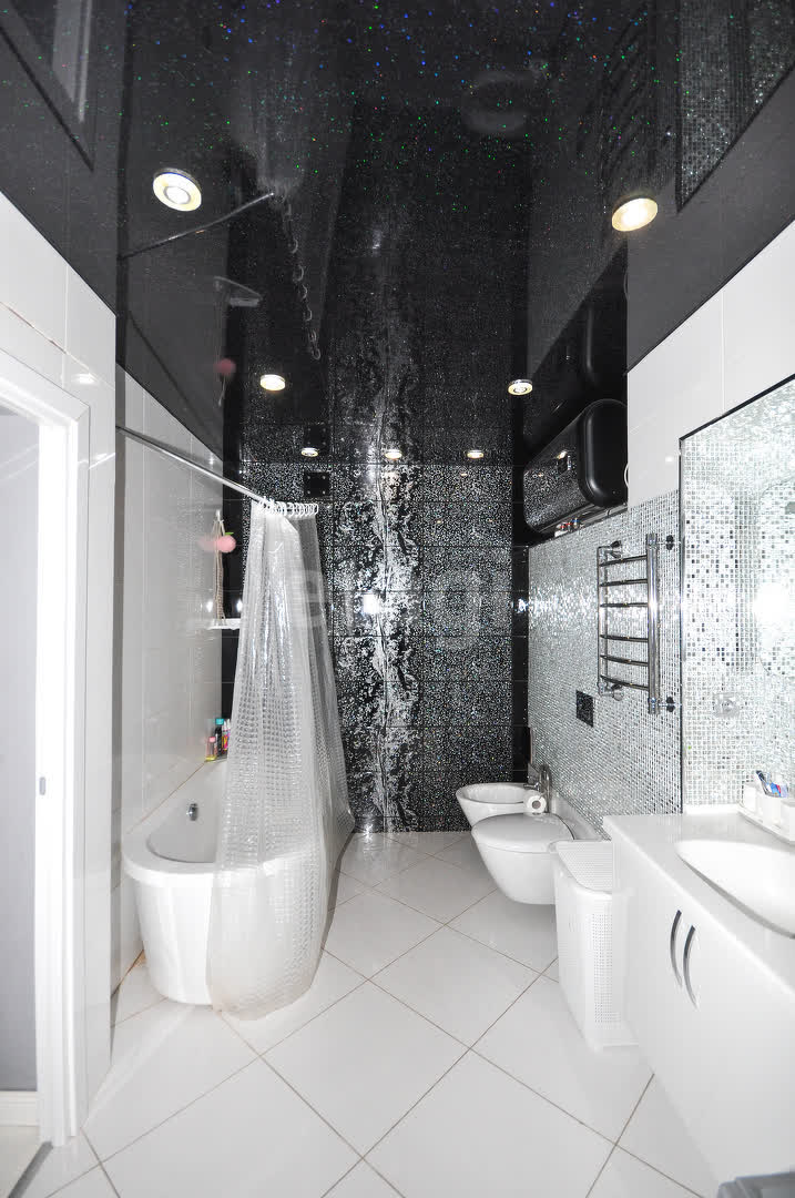 Продажа 3-комнатной квартиры, Южно-Сахалинск, Сахалинская область,  Южно-Сахалинск