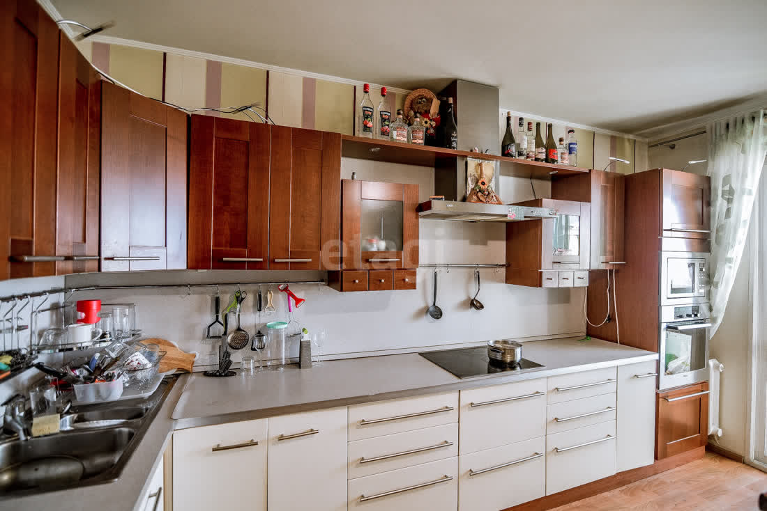 Продажа 3-комнатной квартиры, Южно-Сахалинск, Сахалинская область,  Южно-Сахалинск