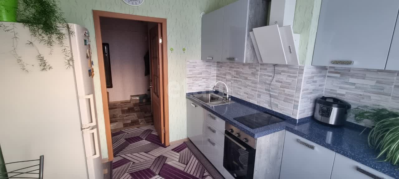 Продажа 2-комнатной квартиры, Южно-Сахалинск, Сахалинская область,  Южно-Сахалинск