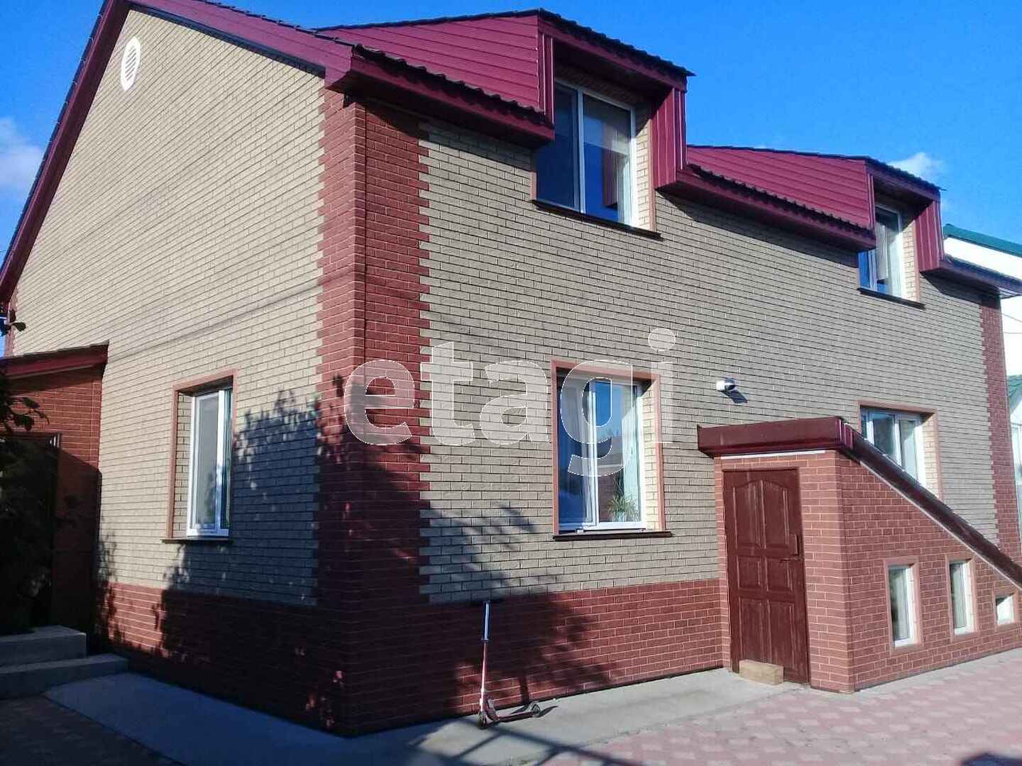 Продажа дома, 303м <sup>2</sup>, 10 сот., Южно-Сахалинск, Сахалинская область,  