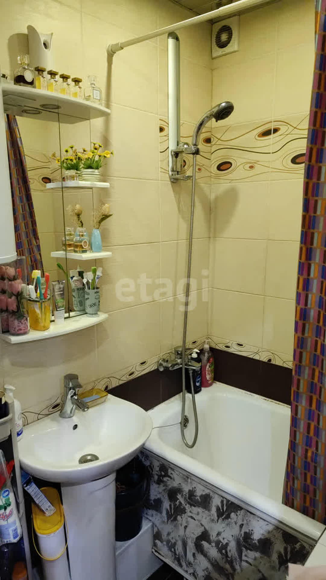 Продажа 2-комнатной квартиры, Южно-Сахалинск, Сахалинская область,  Южно-Сахалинск