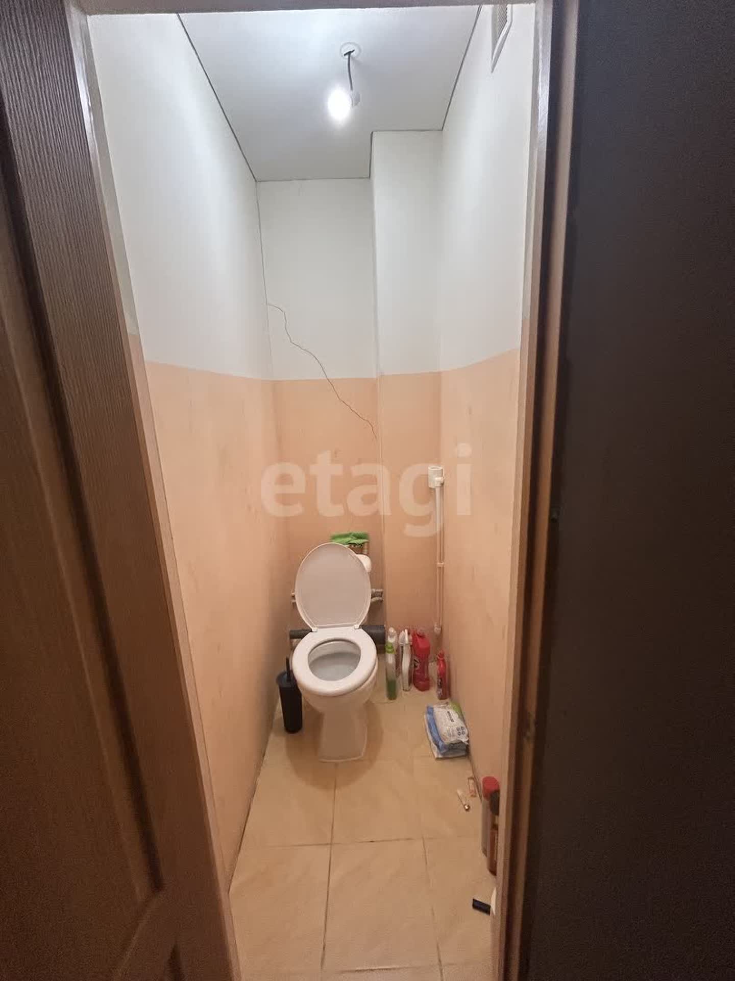 Продажа 2-комнатной квартиры, Южно-Сахалинск, Сахалинская область,  Южно-Сахалинск