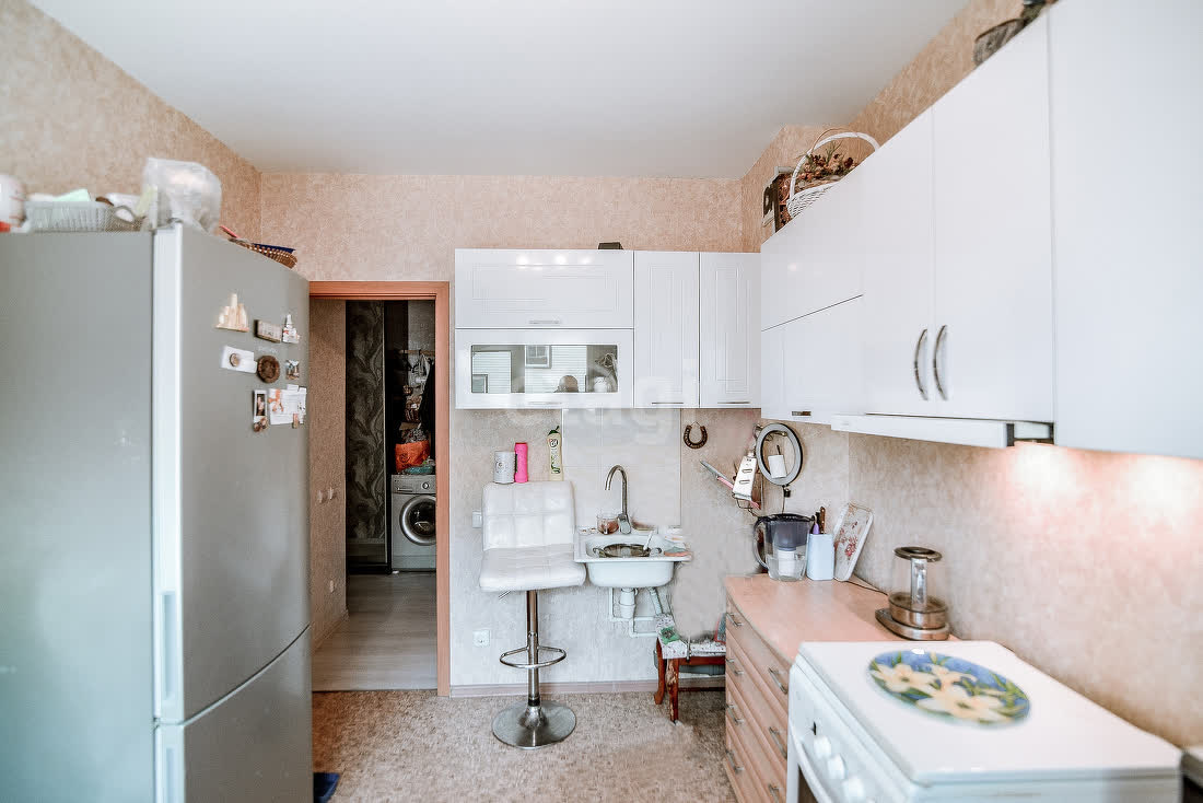 Продажа 2-комнатной квартиры, Южно-Сахалинск, Сахалинская область,  Южно-Сахалинск