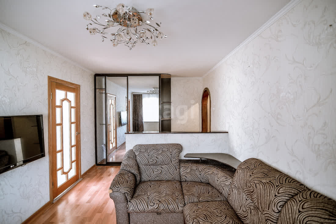 Продажа 4-комнатной квартиры, Южно-Сахалинск, Сахалинская область,  Южно-Сахалинск