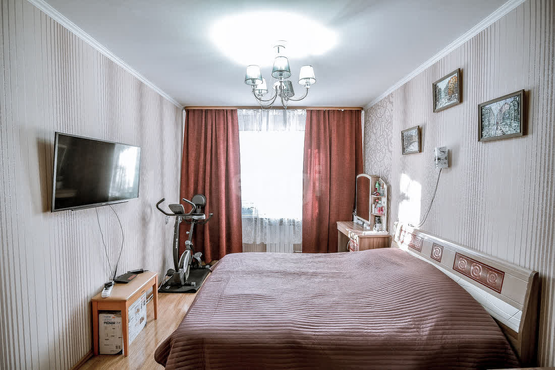 Продажа 2-комнатной квартиры, Южно-Сахалинск, Сахалинская область,  Южно-Сахалинск