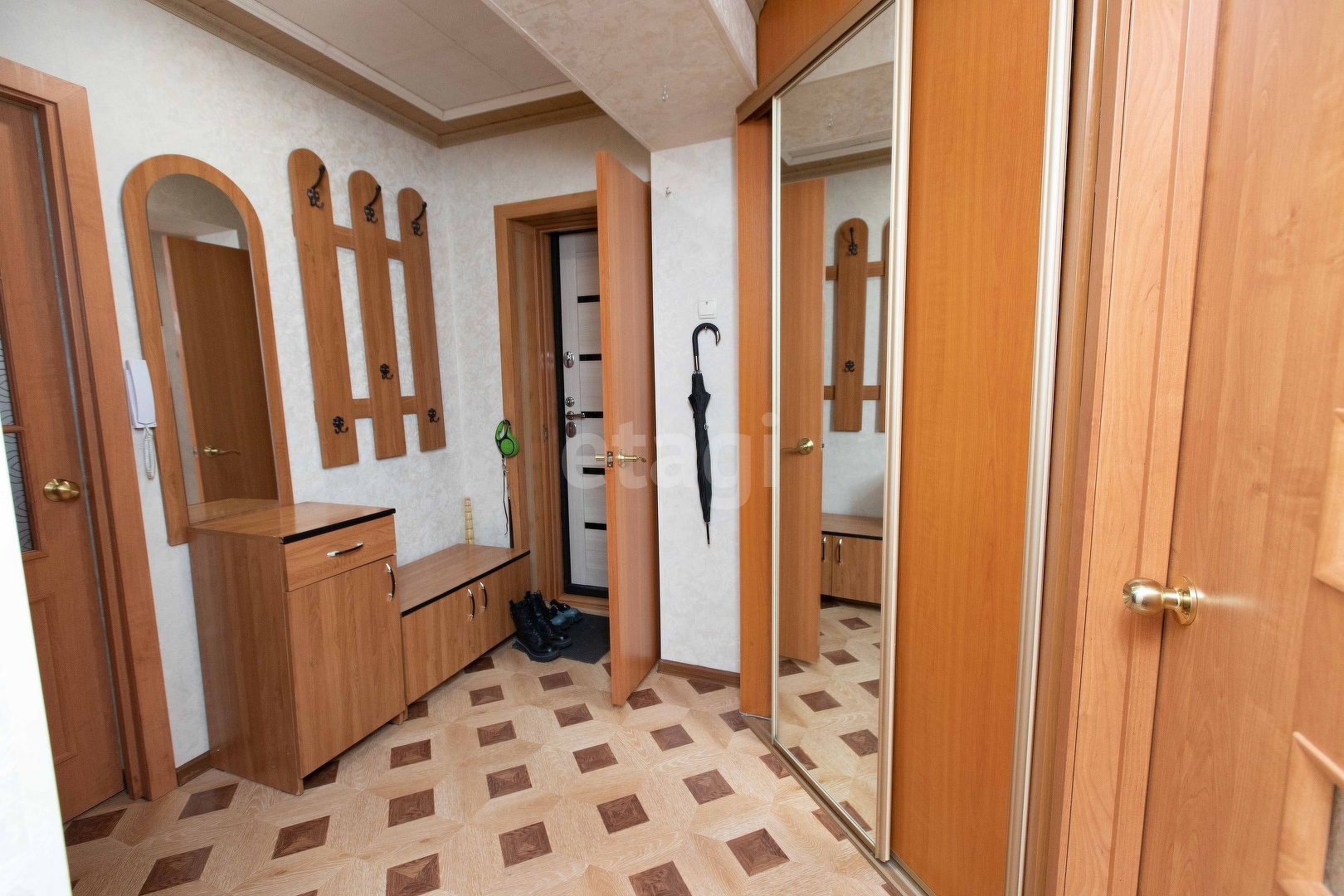 Продажа 3-комнатной квартиры, Южно-Сахалинск, Сахалинская область,  Южно-Сахалинск