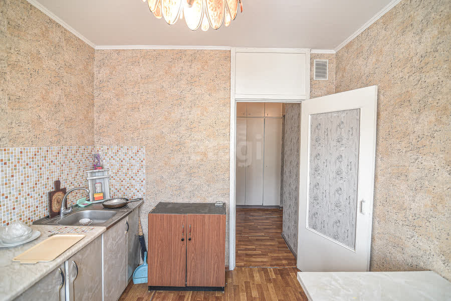 Продажа 2-комнатной квартиры, Южно-Сахалинск, Сахалинская область,  Южно-Сахалинск