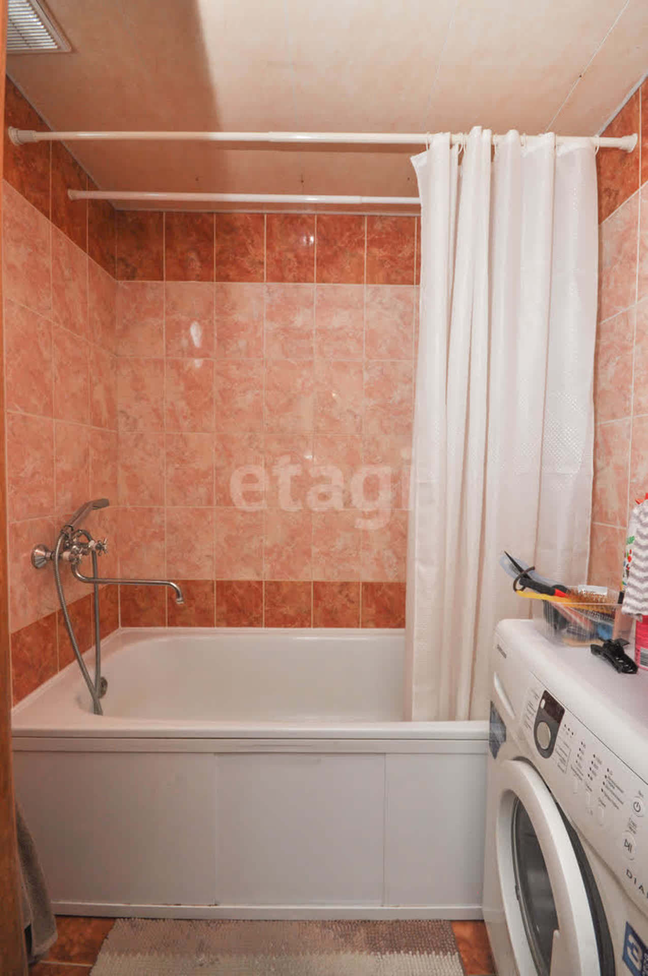 Продажа 2-комнатной квартиры, Южно-Сахалинск, Сахалинская область,  Южно-Сахалинск