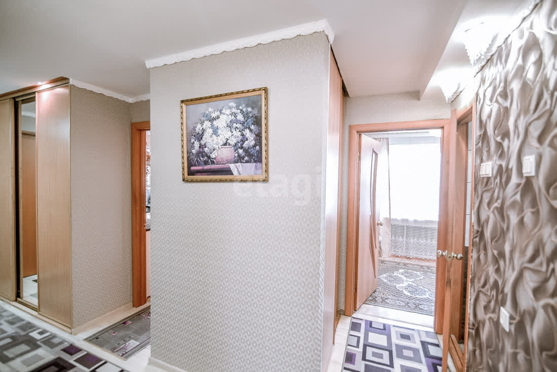 Продажа 2-комнатной квартиры, Южно-Сахалинск, Сахалинская область,  Южно-Сахалинск