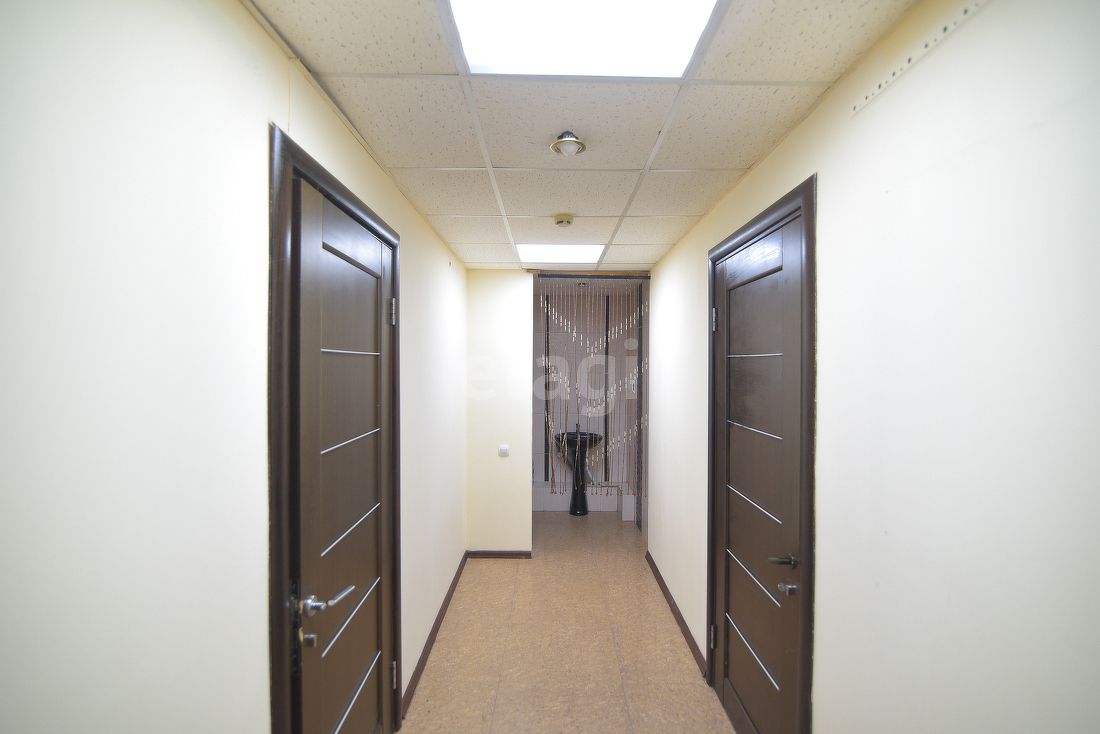 Продажа коммерческой недвижимости, 80м <sup>2</sup>, Южно-Сахалинск, Сахалинская область,  Южно-Сахалинск