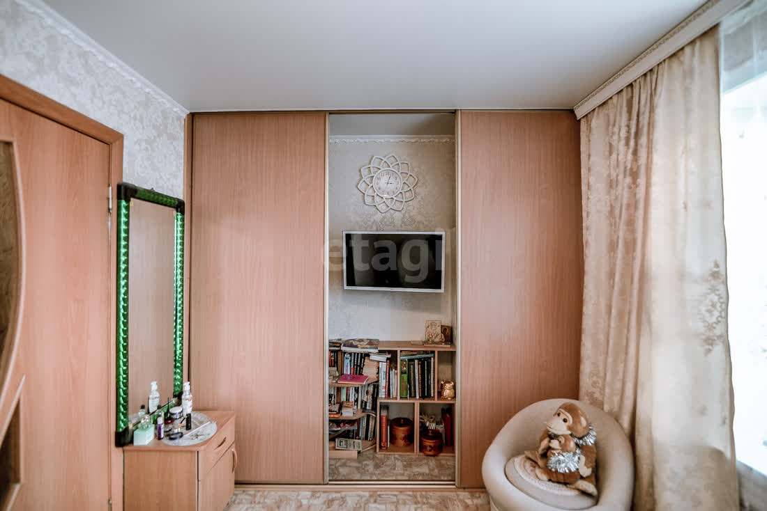 Продажа 2-комнатной квартиры, Южно-Сахалинск, Сахалинская область,  Южно-Сахалинск