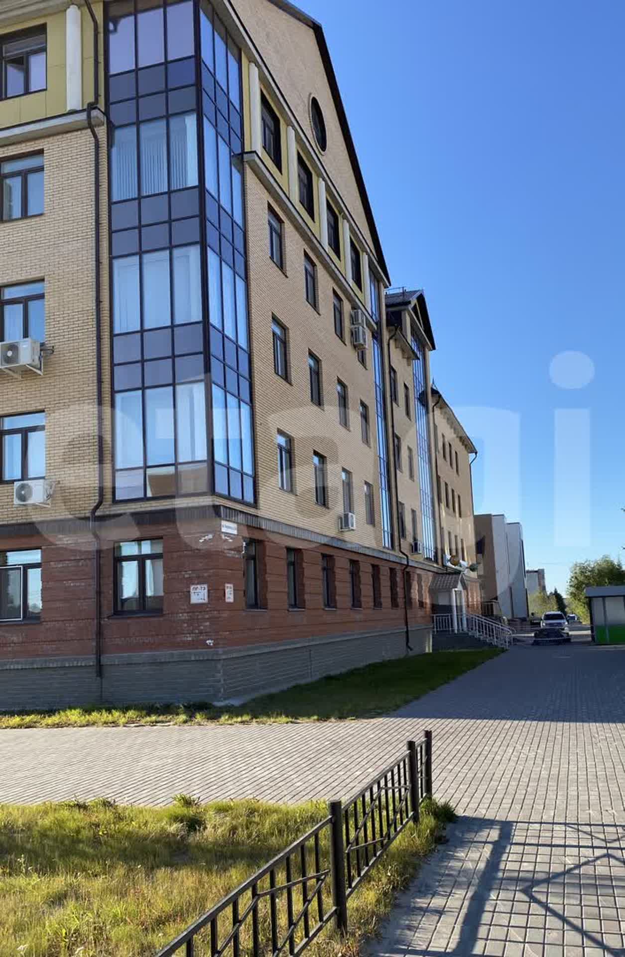 Продажа коммерческой недвижимости, 437м <sup>2</sup>, Новый Уренгой, Ямало-Ненецкий АО,  Новый Уренгой