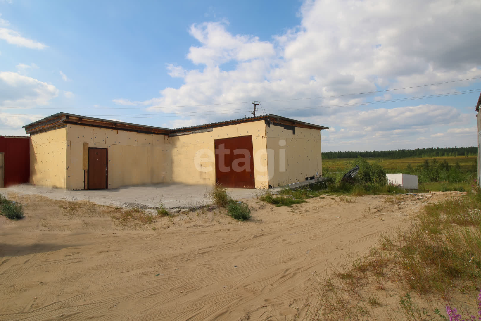 Аренда коммерческой недвижимости, 180м <sup>2</sup>, Новый Уренгой, Ямало-Ненецкий АО,  Новый Уренгой