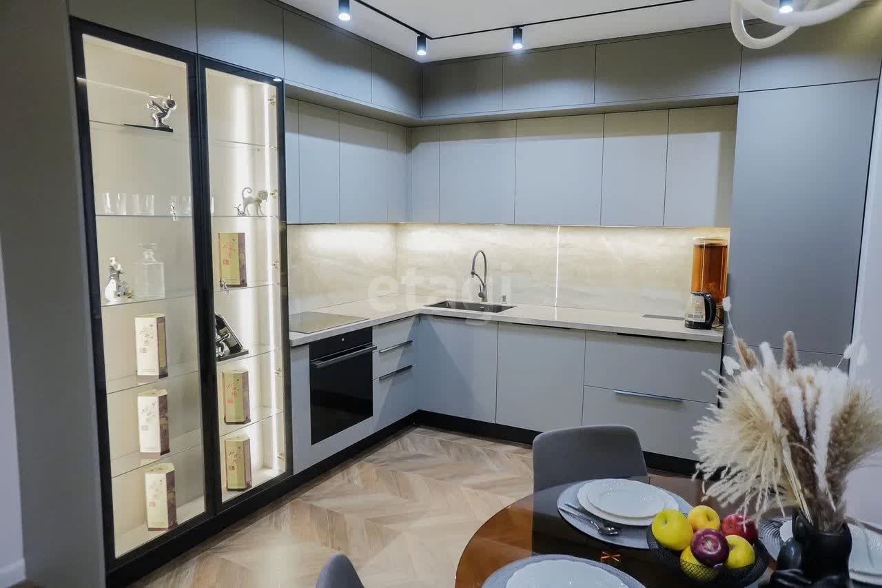 Продажа 3-комнатной квартиры, Улан-Удэ, Республика Бурятия,  Улан-Удэ