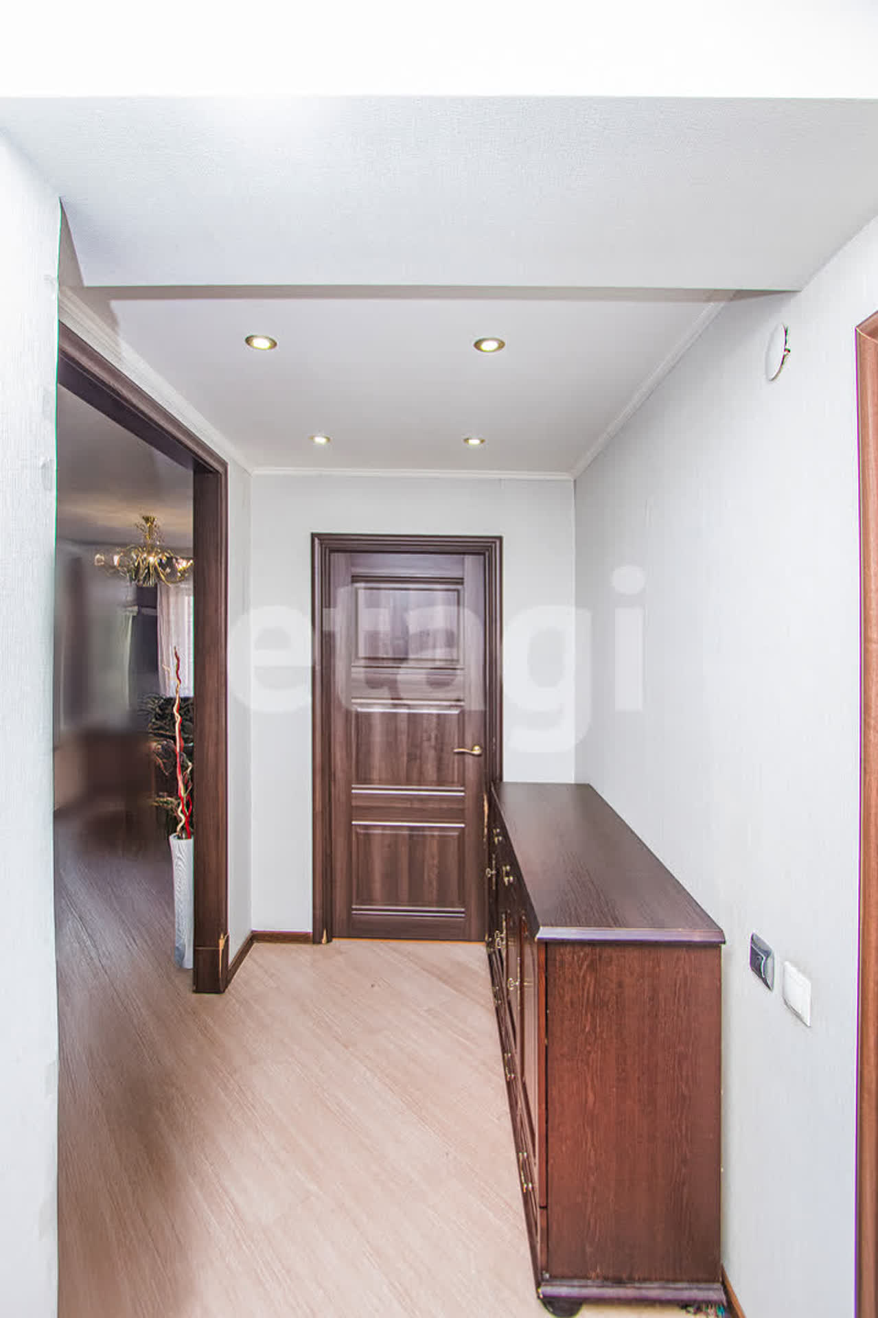 Продажа 3-комнатной квартиры, Улан-Удэ, Республика Бурятия,  Улан-Удэ