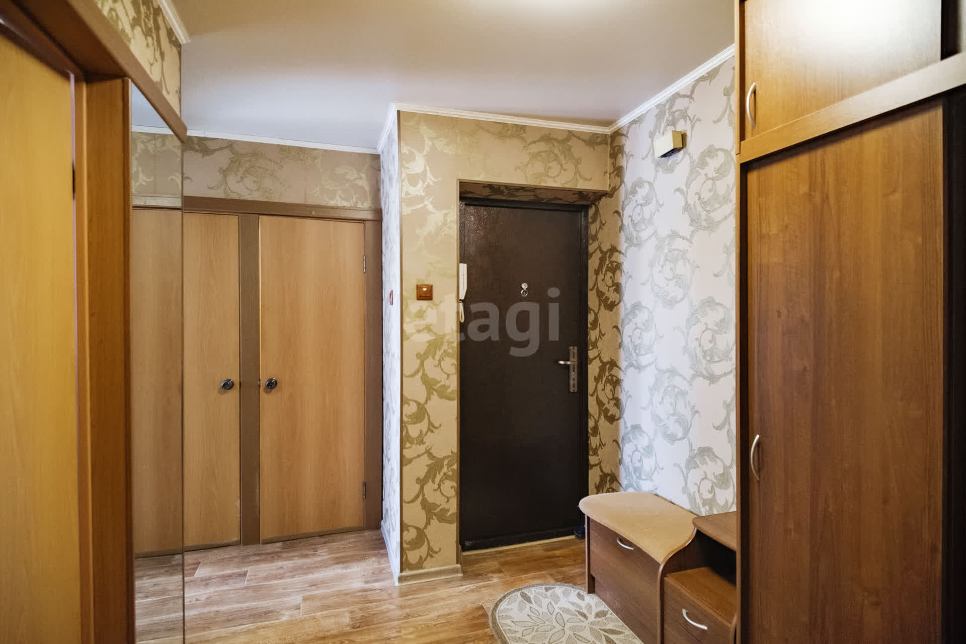 Продажа 4-комнатной квартиры, Комсомольск-на-Амуре, Гамарника,  18