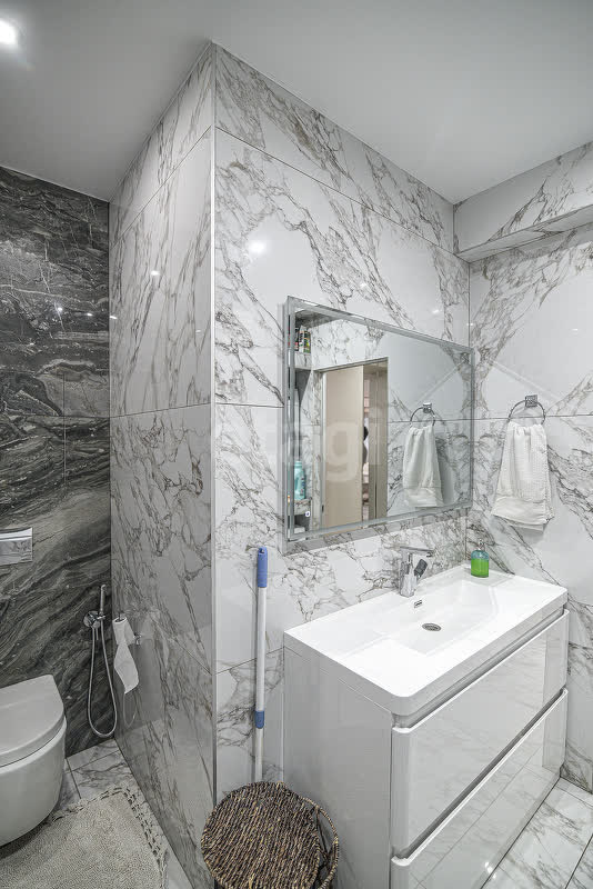 Продажа 3-комнатной квартиры, Южно-Сахалинск, Сахалинская область,  Южно-Сахалинск