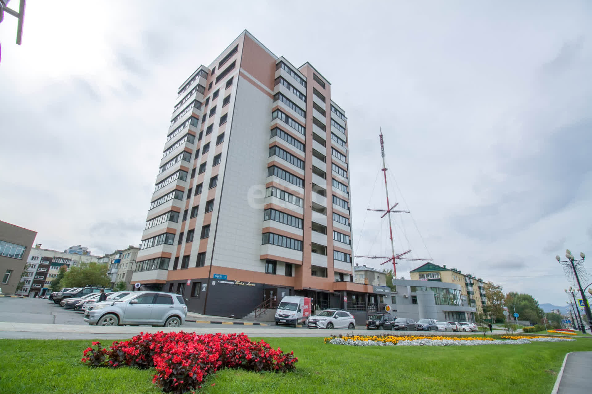 Продажа 2-комнатной квартиры, Южно-Сахалинск, Сахалинская область,  Южно-Сахалинск