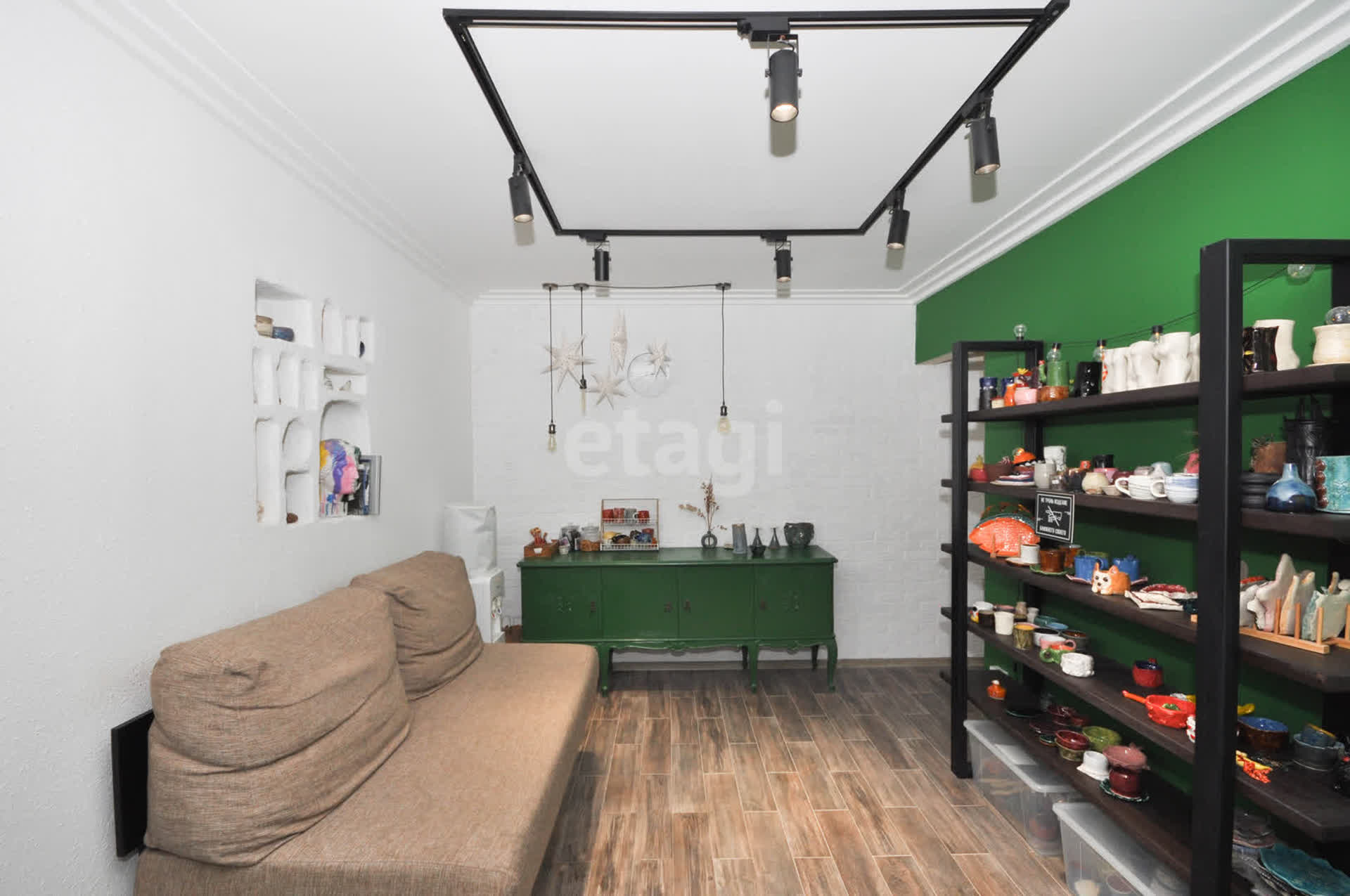 Продажа коммерческой недвижимости, 100м <sup>2</sup>, Южно-Сахалинск, Сахалинская область,  Южно-Сахалинск