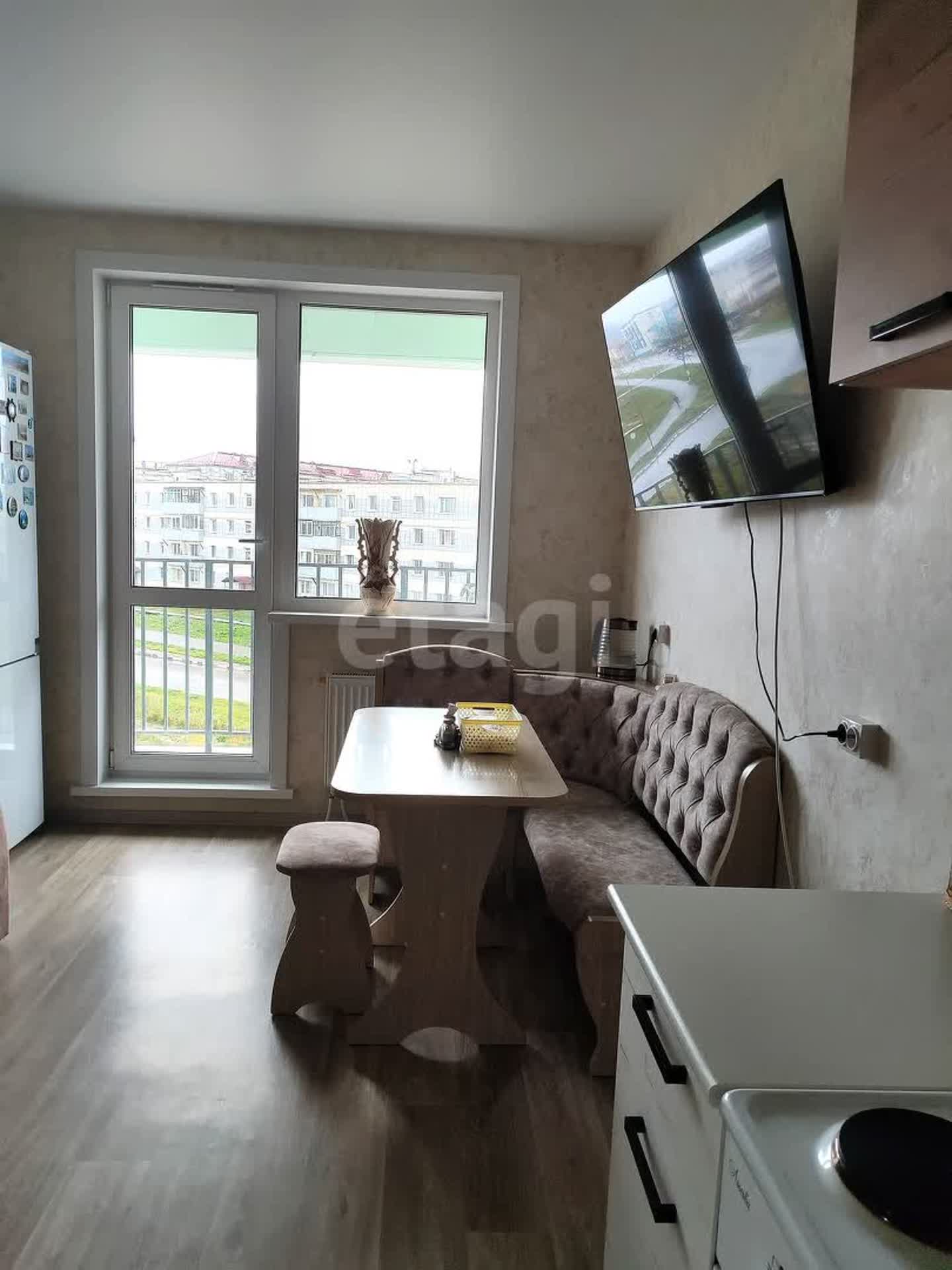 Продажа 2-комнатной квартиры, Южно-Сахалинск, Сахалинская область,  Южно-Сахалинск