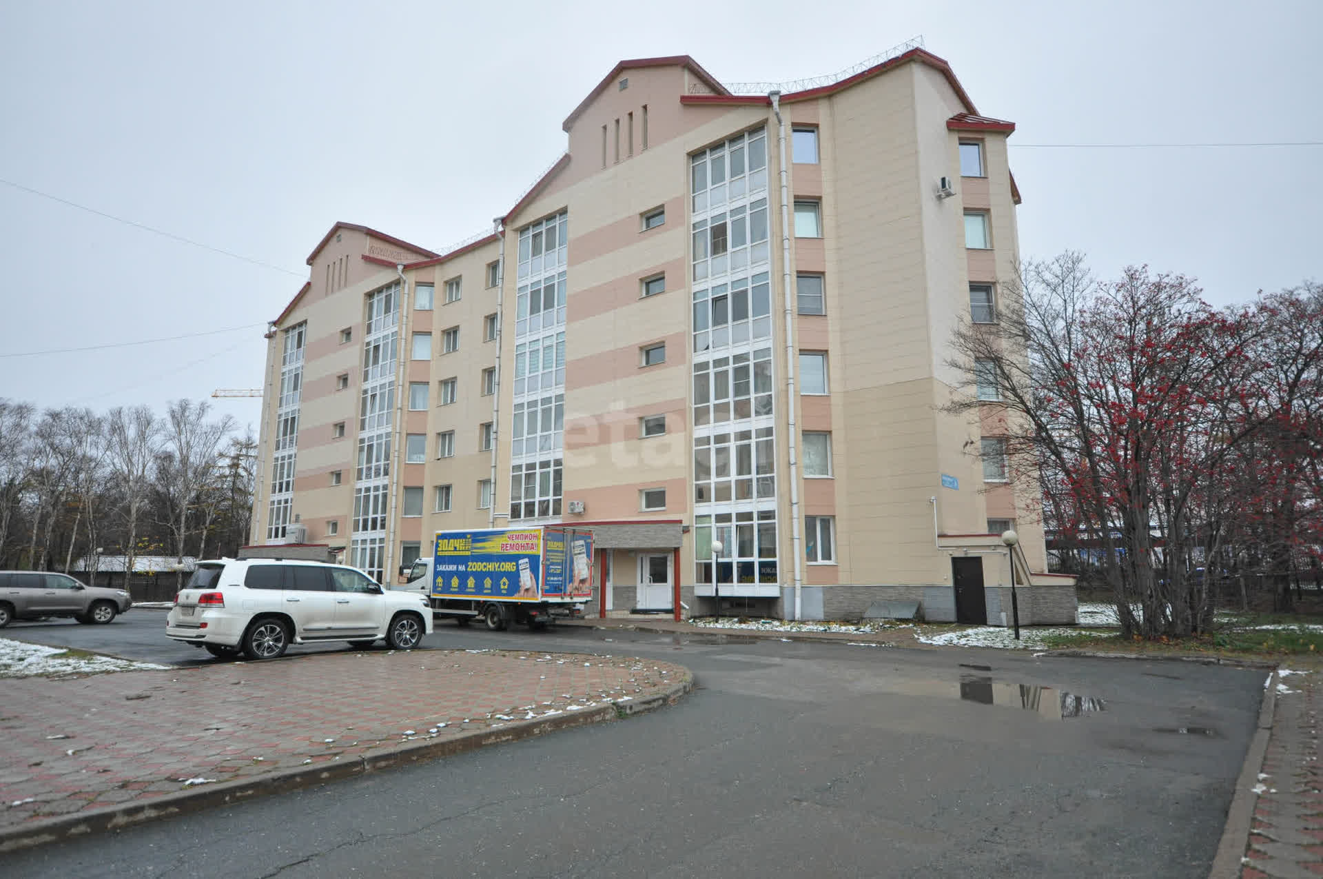 Аренда 3-комнатной квартиры, Южно-Сахалинск, Сахалинская область,  Южно-Сахалинск