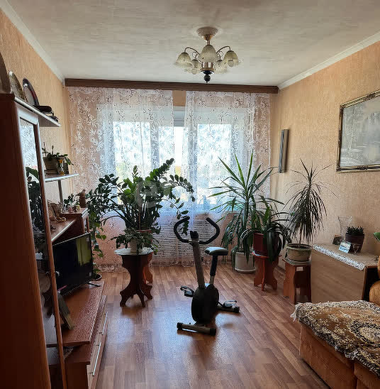 Продажа 4-комнатной квартиры, Южно-Сахалинск, Сахалинская область,  Южно-Сахалинск