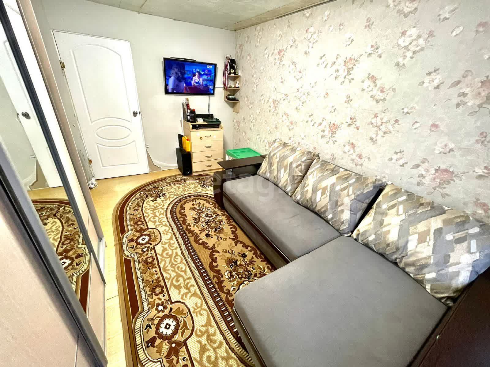 Продажа 2-комнатной квартиры, Южно-Сахалинск, Сахалинская область,  Южно-Сахалинск