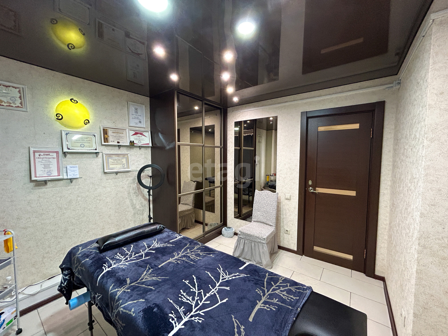 Продажа коммерческой недвижимости, 48м <sup>2</sup>, Новый Уренгой, Ямало-Ненецкий АО,  Новый Уренгой