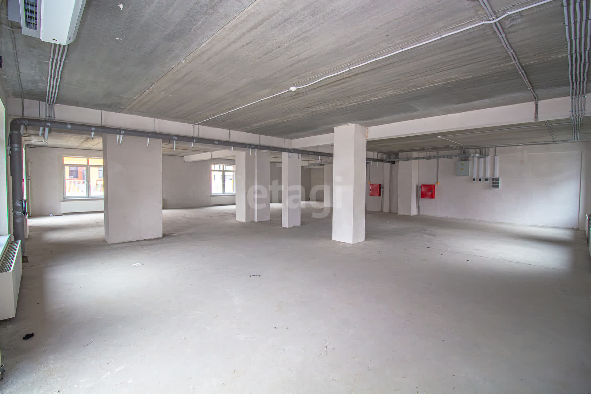 Аренда коммерческой недвижимости, 100м <sup>2</sup>, Новый Уренгой, Ямало-Ненецкий АО,  Новый Уренгой